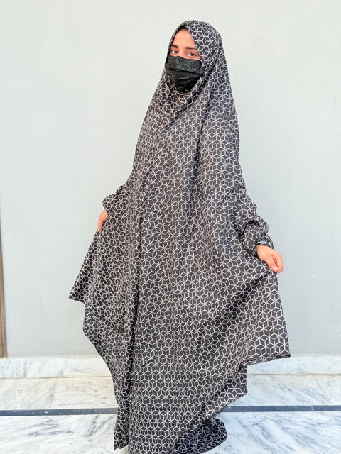 Full Coverage Printed Namaz Chadar with Sleeves-Full Length